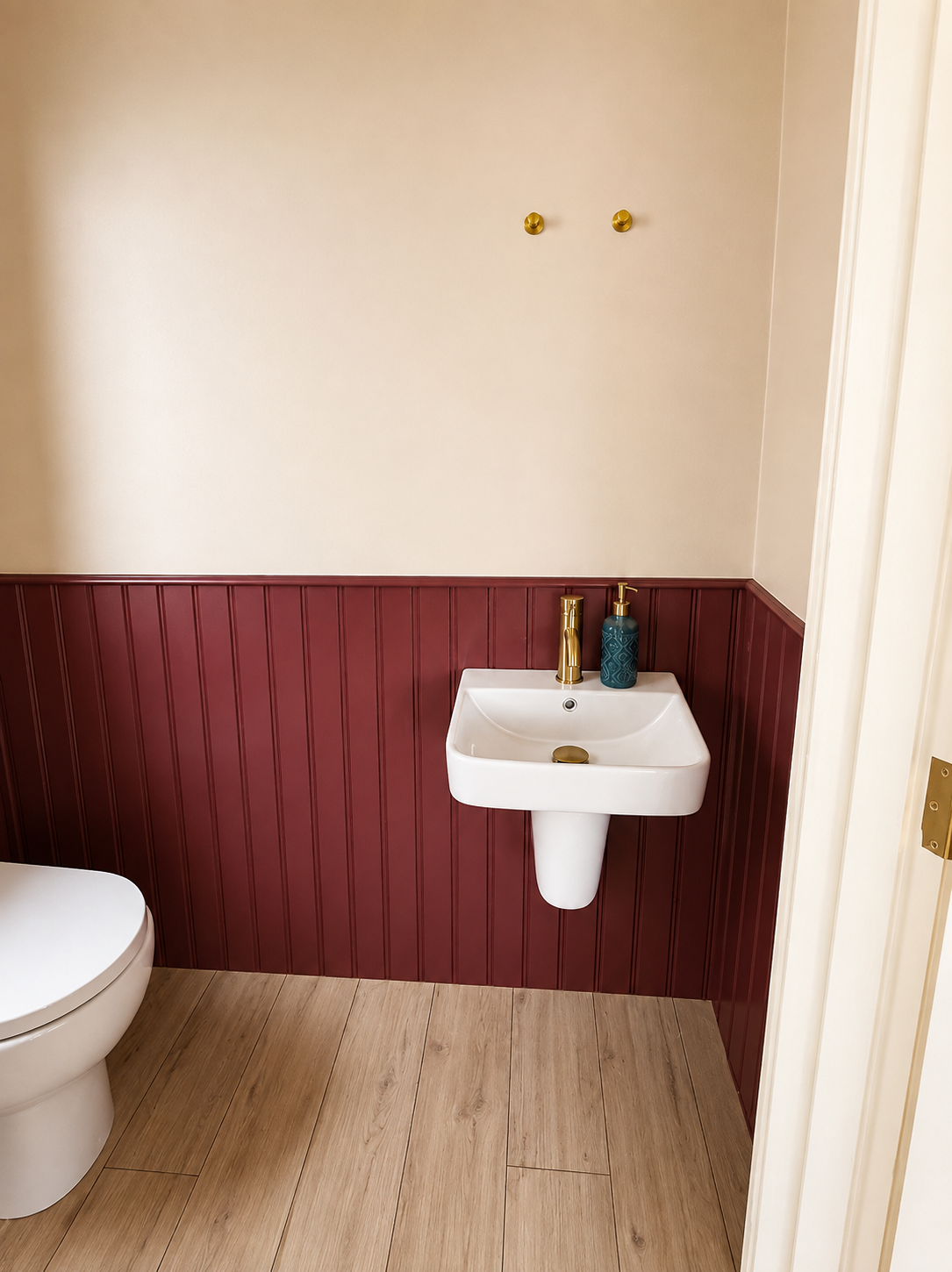 Finished cloakroom — completed view